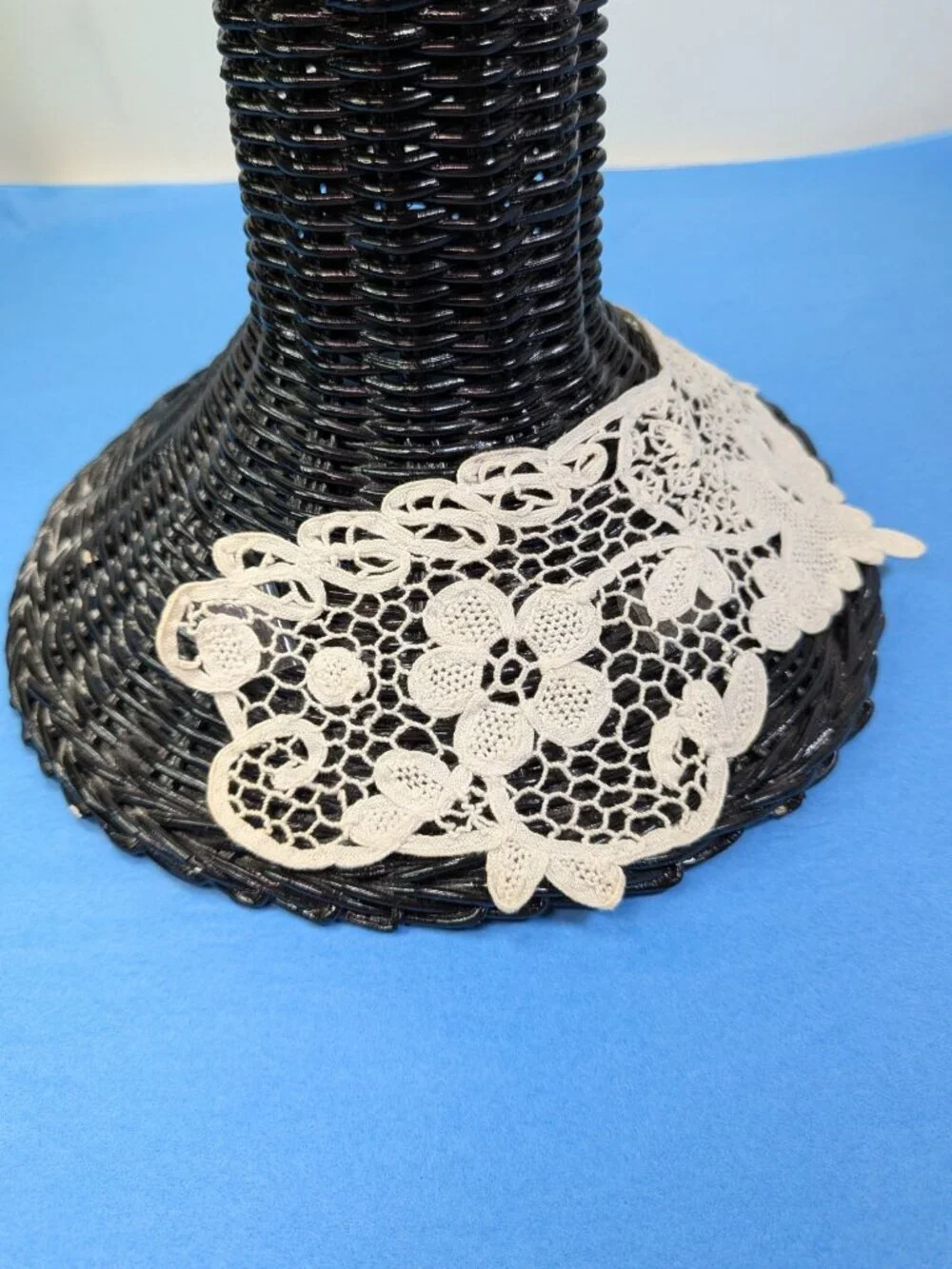 Vintage White Lace Statement Collar 1 Piece Pointed Leaf Motif for Elven Cosplay